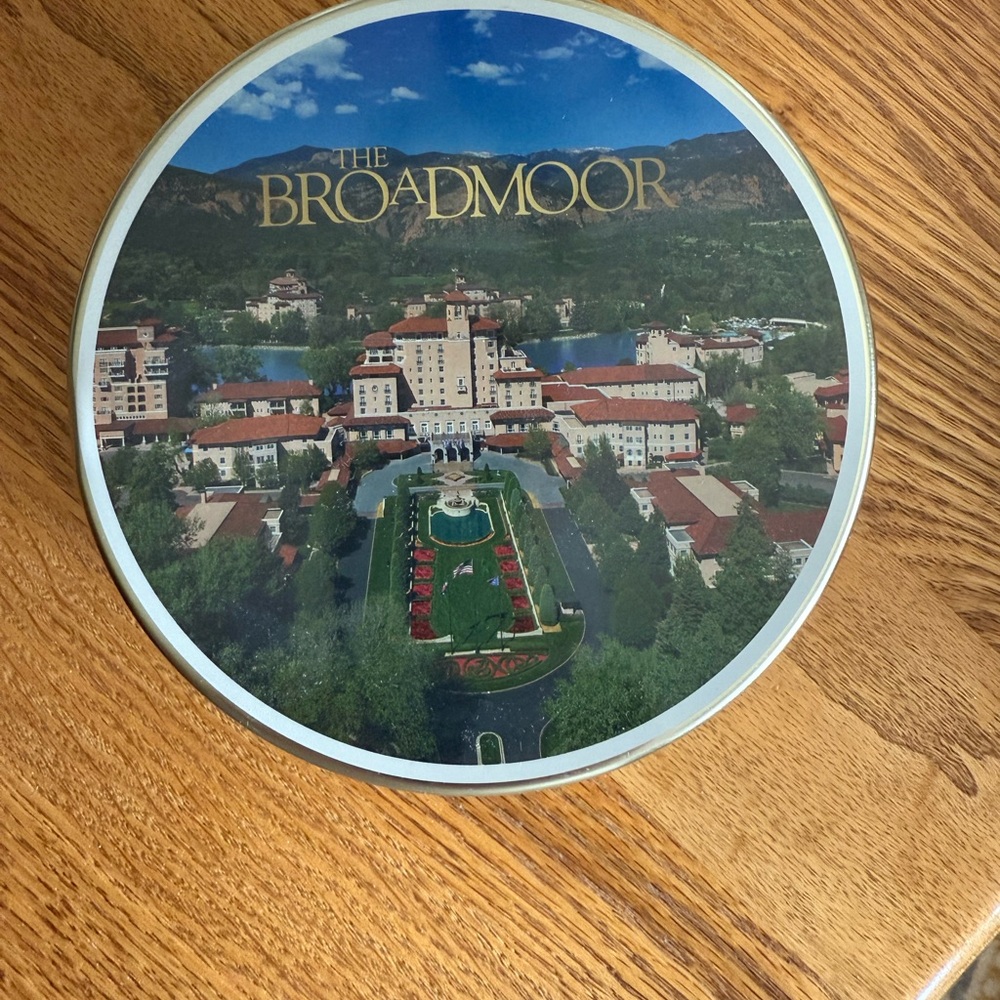 The Broadmoor tin